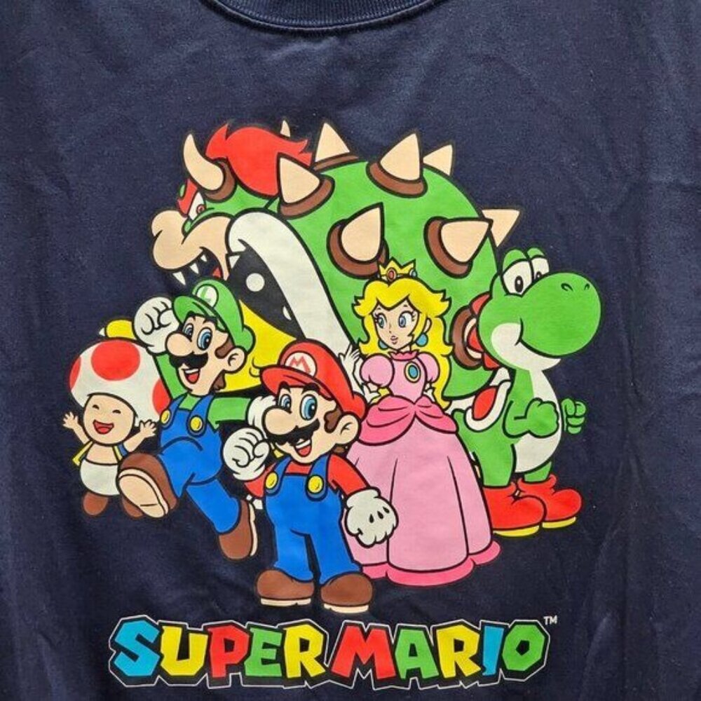 Super Mario Navy Blue Graphic L/S Sweatshirt S Soft & Collectible - Picture 4 of 11
